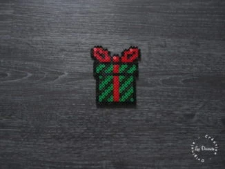 Paquet Cadeau Vert et Rouge